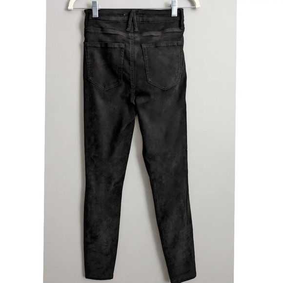 Good American GOOD LEGS FAUX SUEDE PANTS - Picture 5 of 7